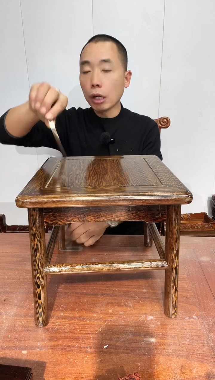 木鸡翅木正方板凳28*28*26