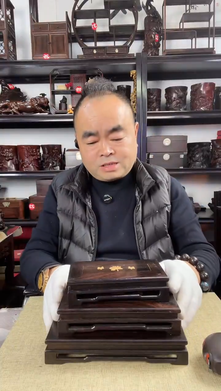 木老李红木工艺品725瑕疵