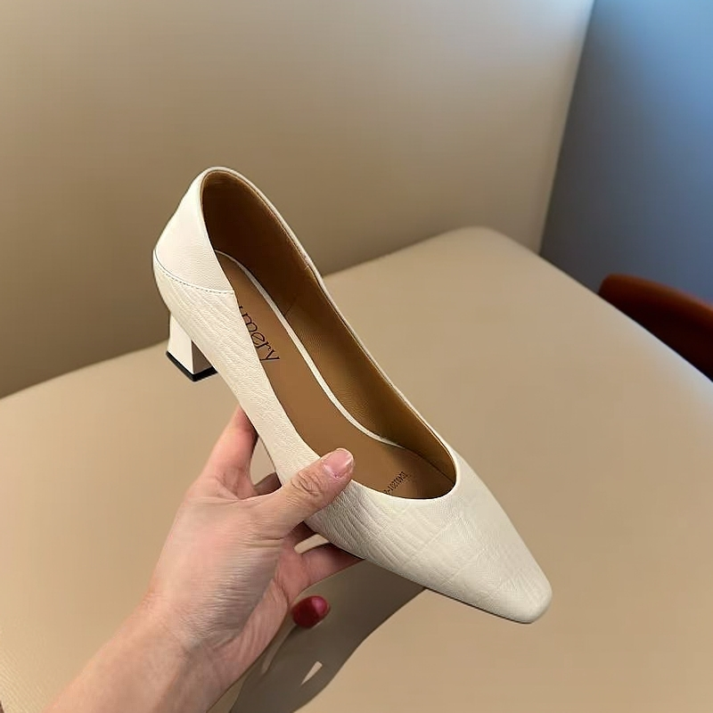 2100-C1-时尚百搭2025春季新款单鞋女式小皮鞋