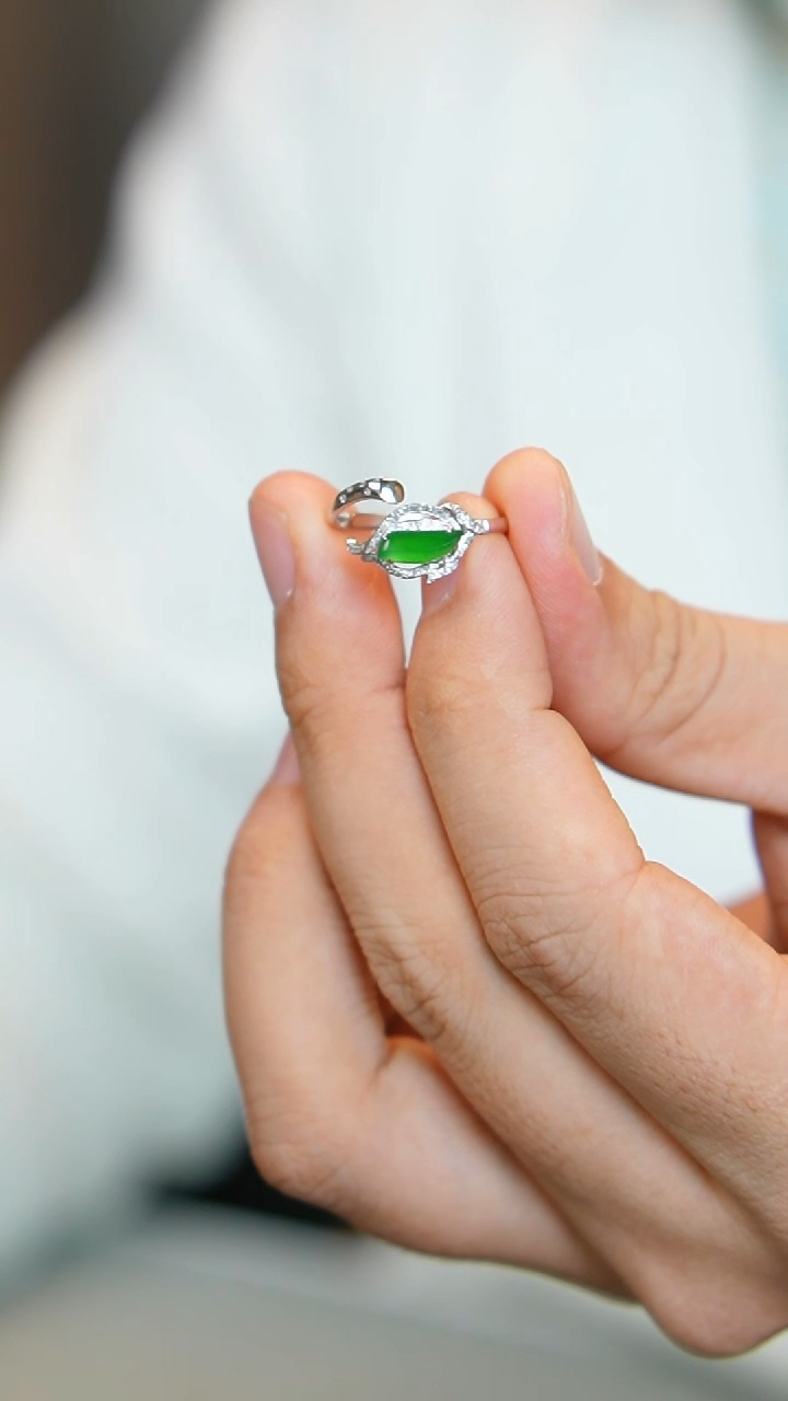 【闪购商品】翡翠戒指18K金镶嵌翡翠戒指/GG/1