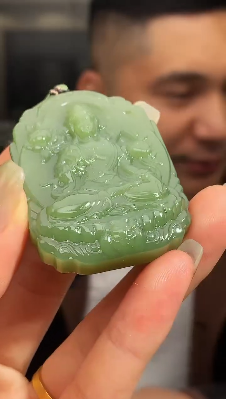 【闪购商品】定制和田玉Boss阳天然和田玉（拍一发一）