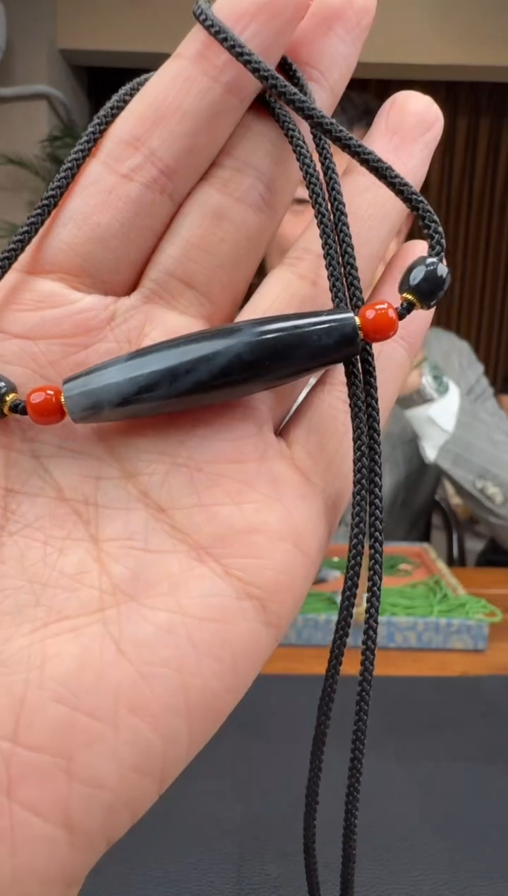 【闪购商品】和田玉8418K金镶嵌3.11巴哥多样性发货