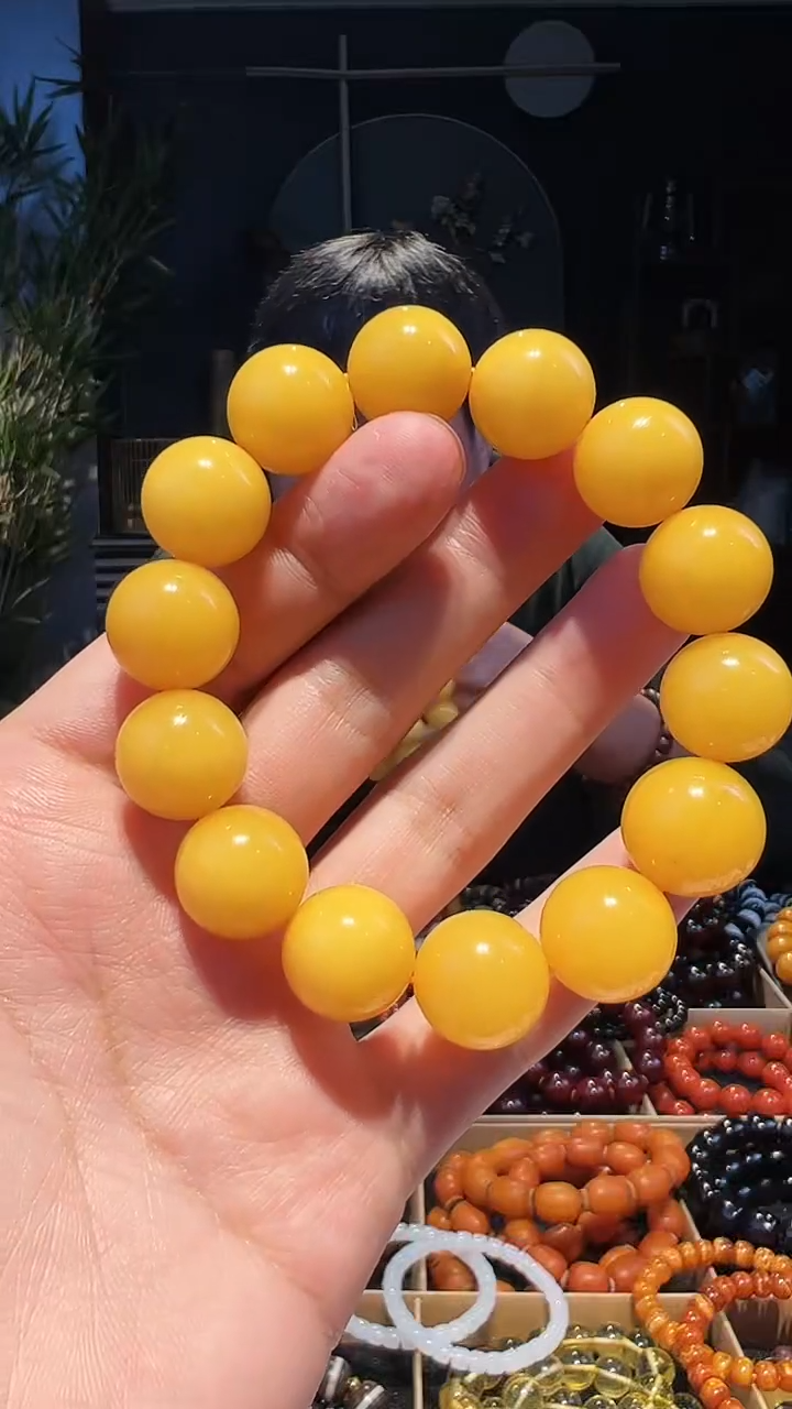 【闪购商品】蜜蜡手链未镶嵌16+单圈