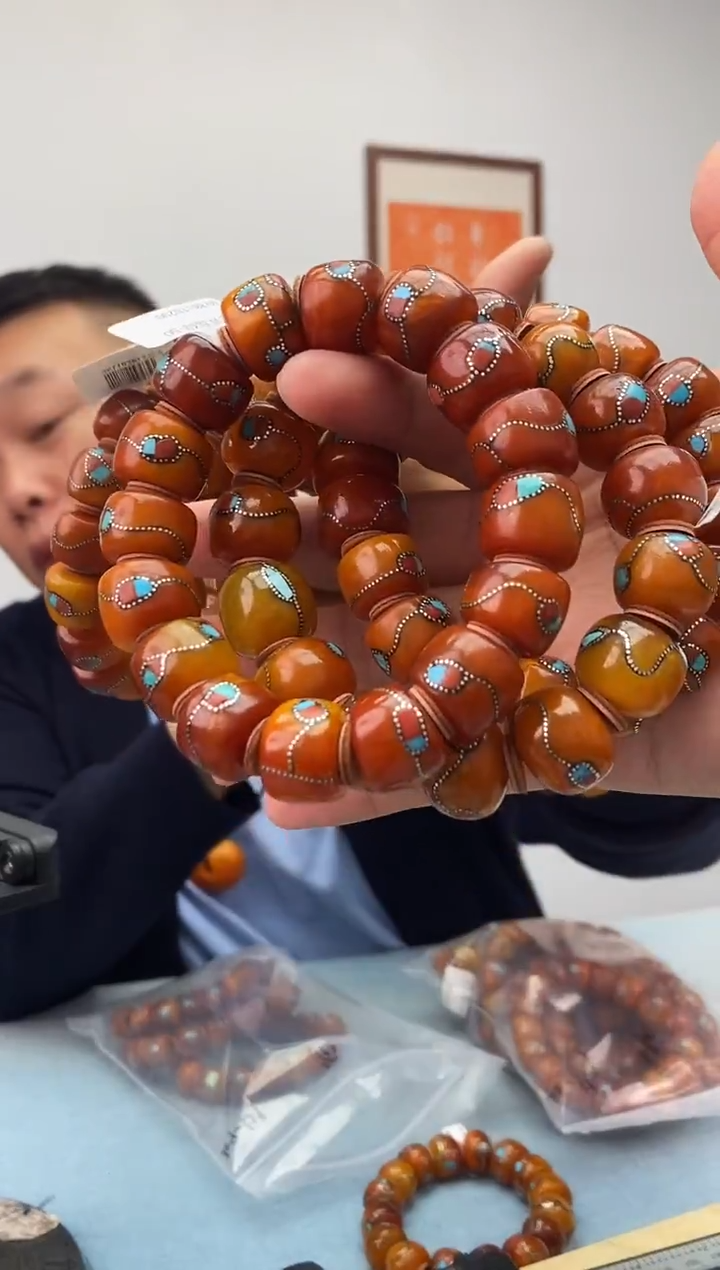 琥珀未镶嵌珠宝奇石假一罚十，多样性发一件049