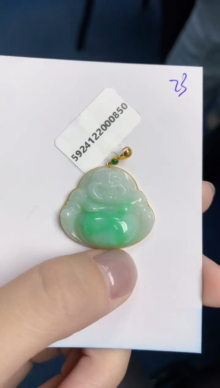 【闪购商品】翡翠颈饰18K金镶嵌天然翡翠A货