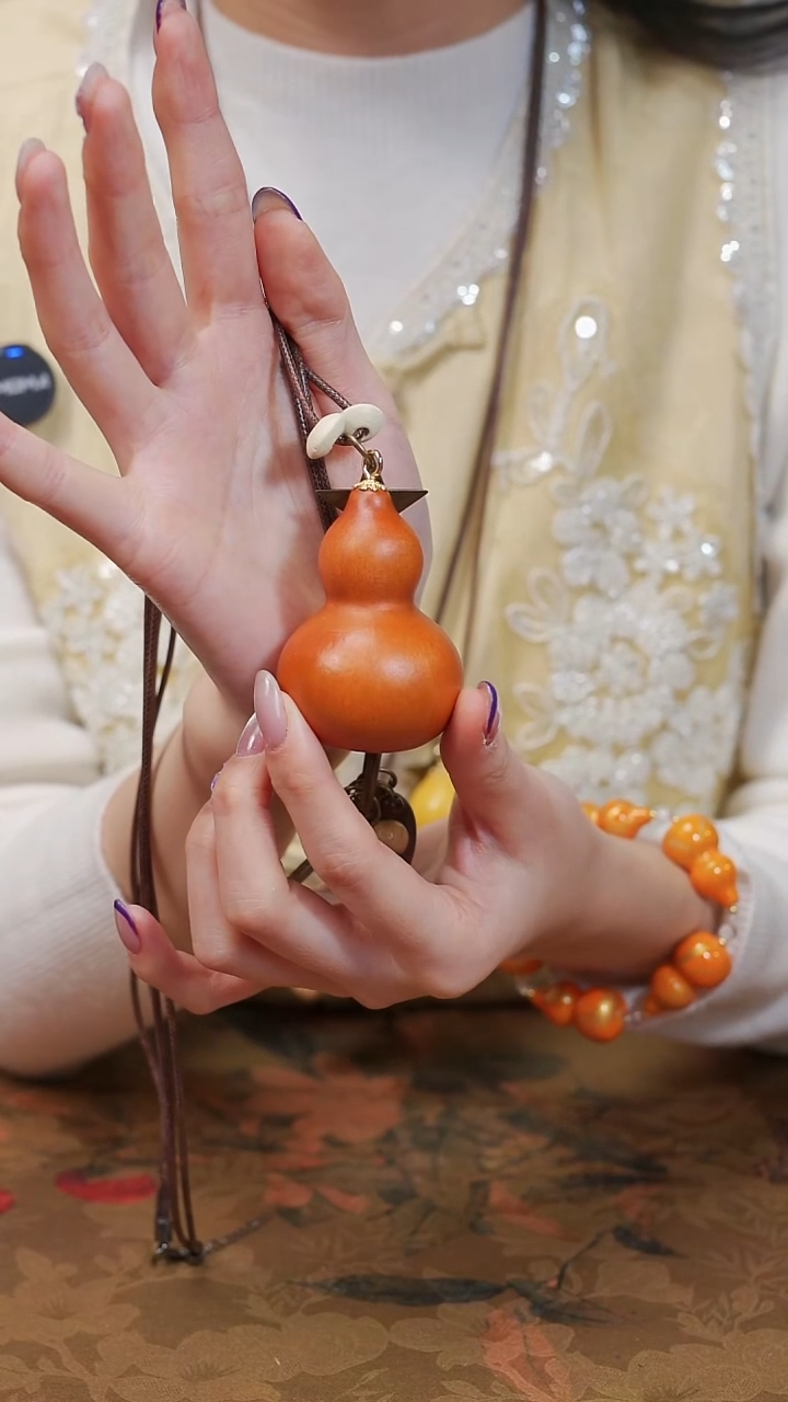 185漆艺工艺小葫芦29.9