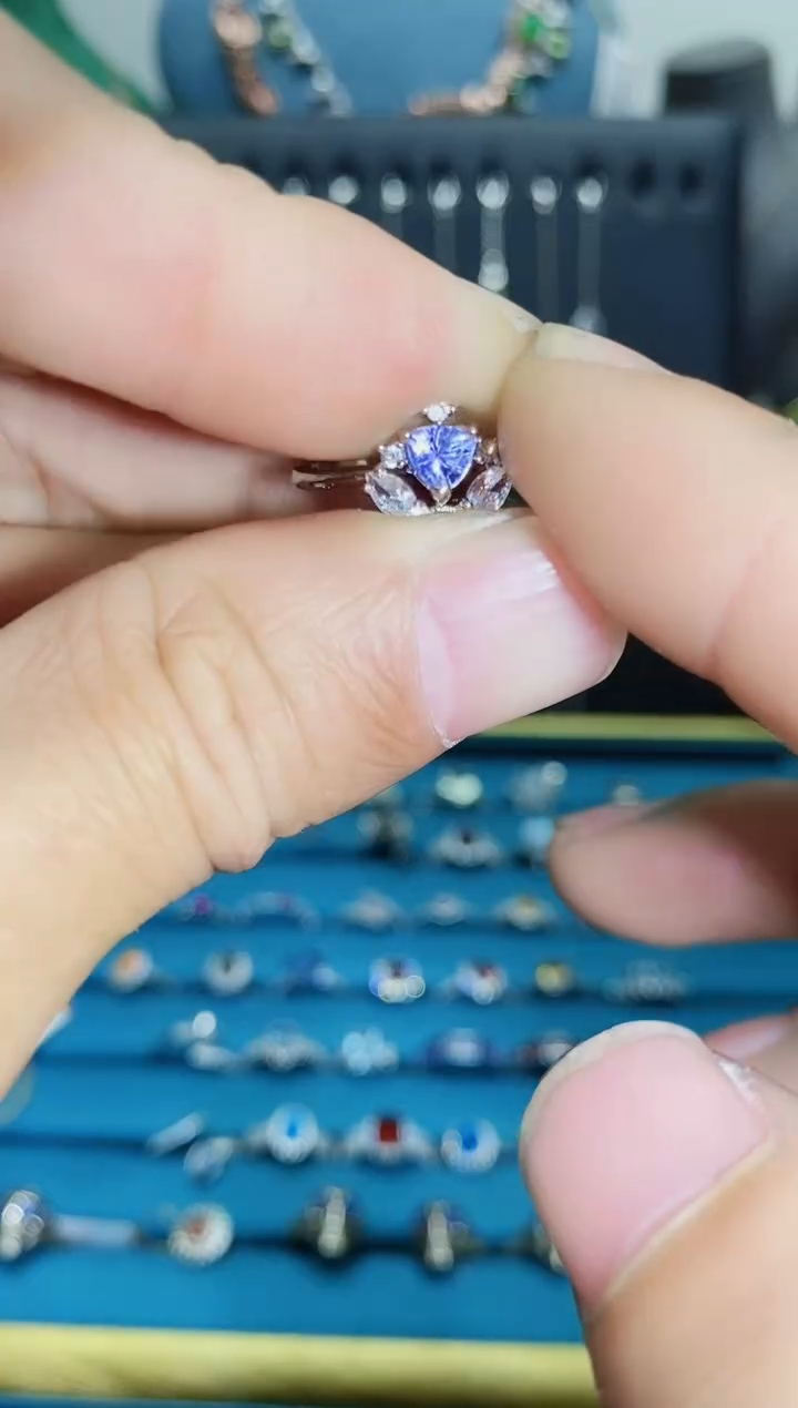 【闪购商品】坦桑石戒指银S925镶嵌1121