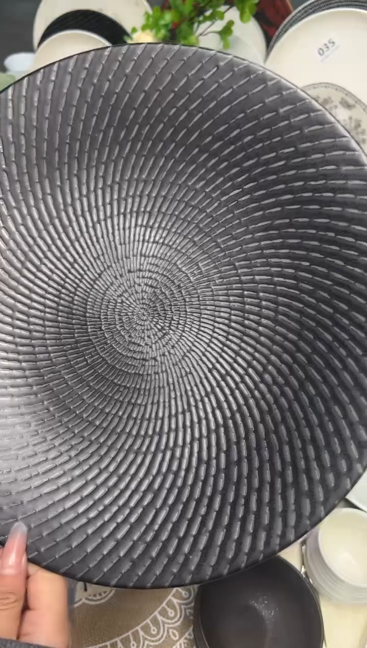 新骨瓷065 瑕疵  乌木12 寸平盘