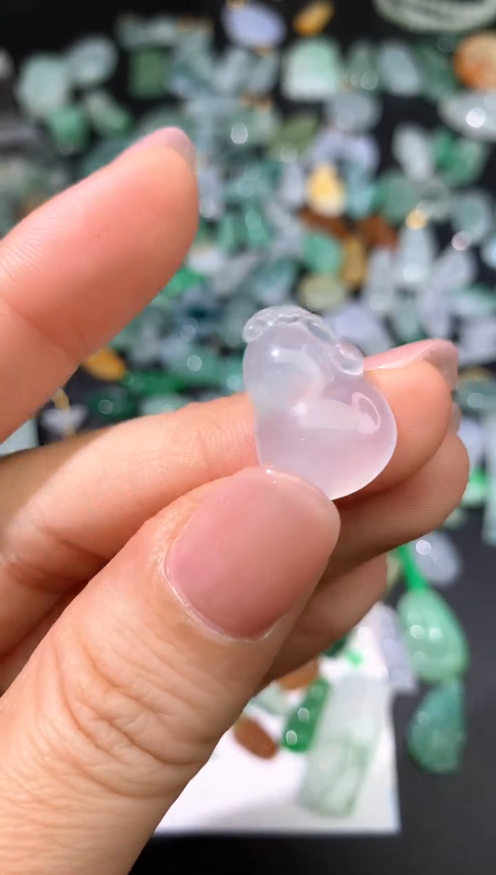 颈饰未镶嵌翡翠吊坠