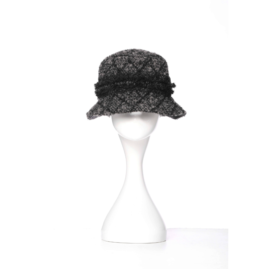 手编金属丝菱形盆帽，黑灰色D4AD10431004