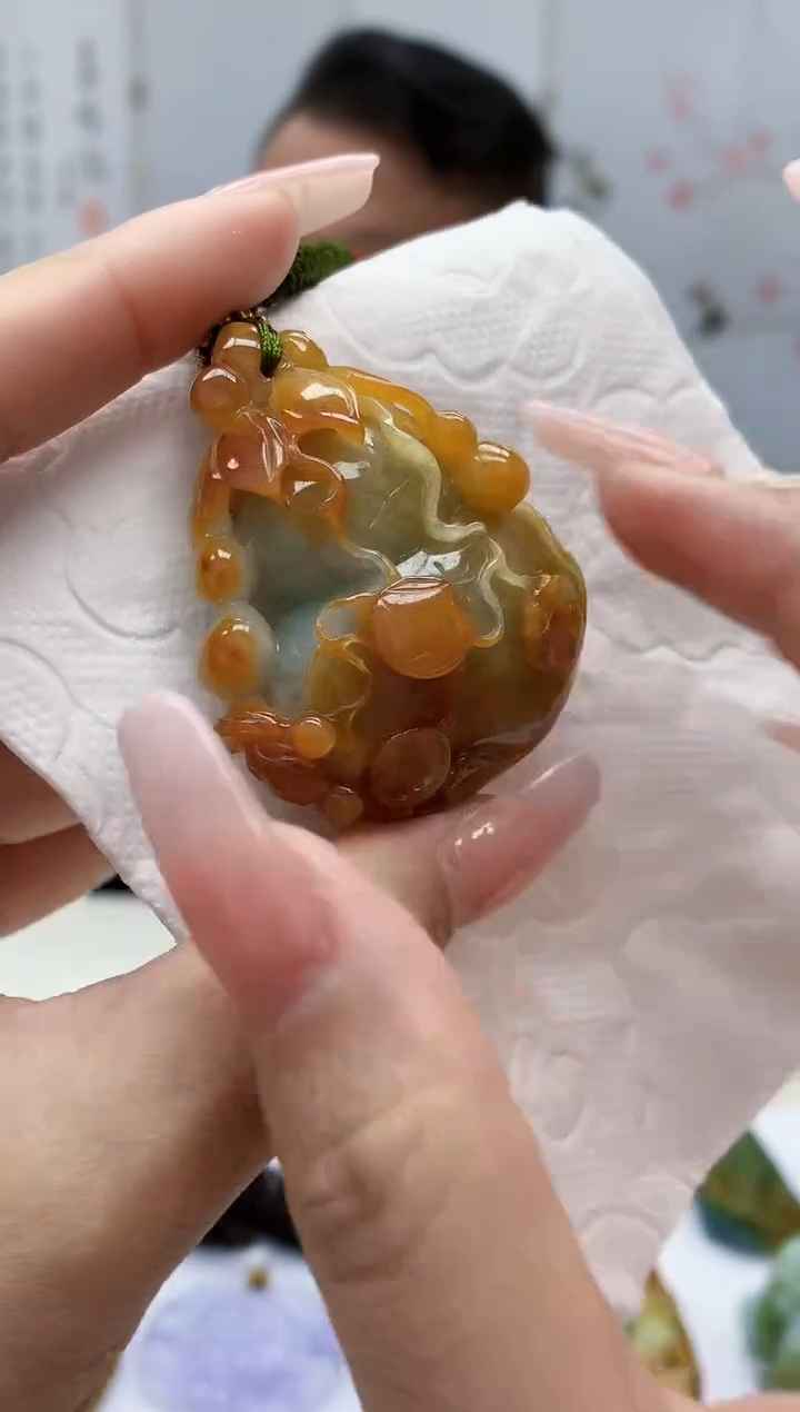 【闪购商品】定制翡翠未镶嵌4969lr-毛货挂件54