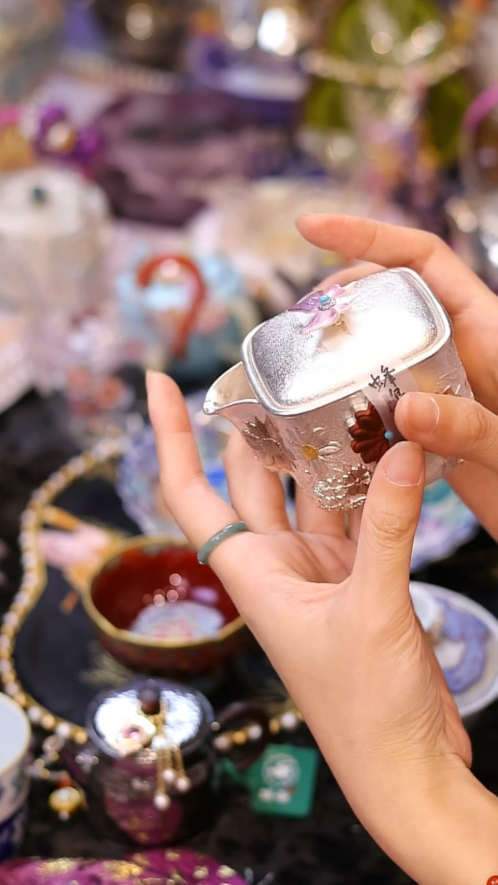 【闪购商品】摆件山怂阿卿直播间@@QB00638