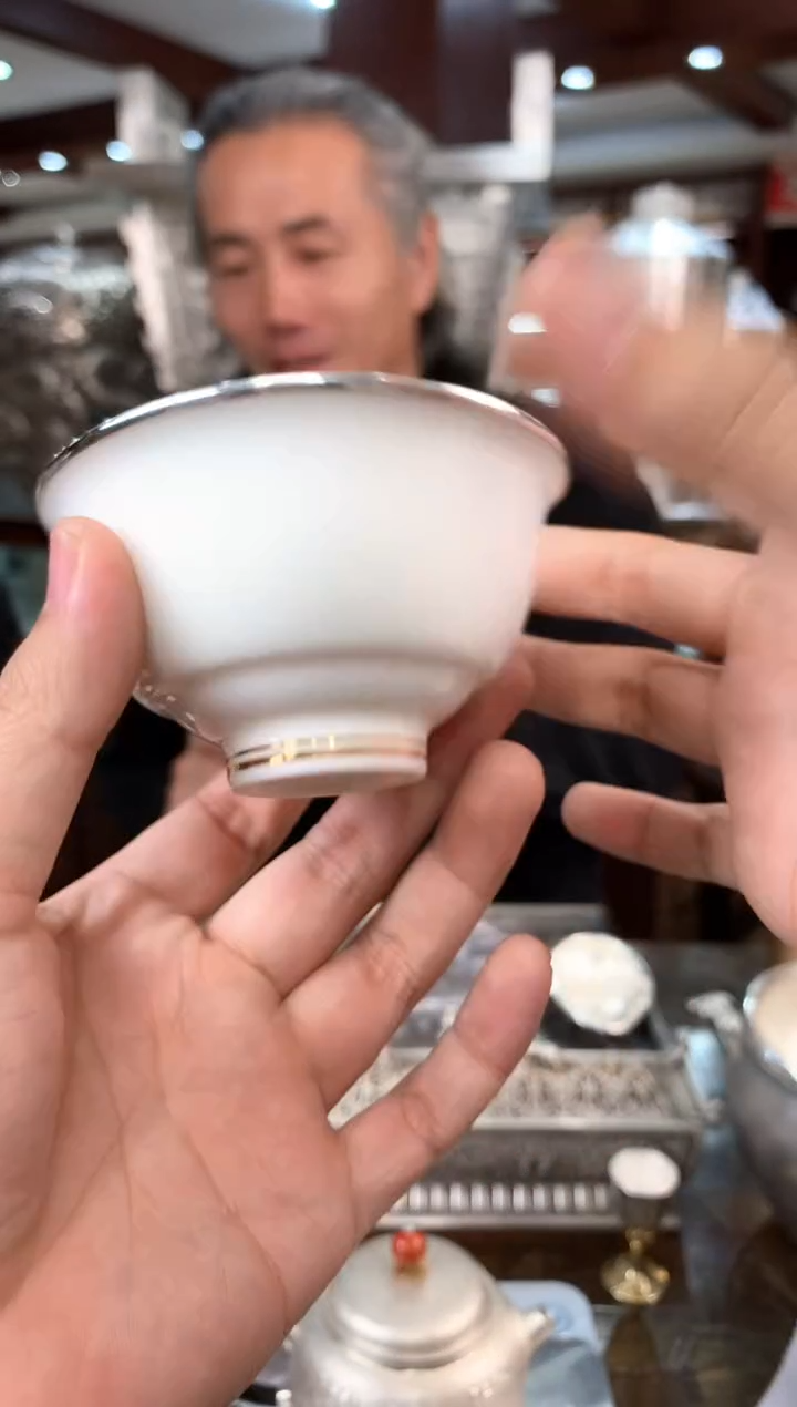 【闪购商品】足银999全精工手工瓷包银主人杯