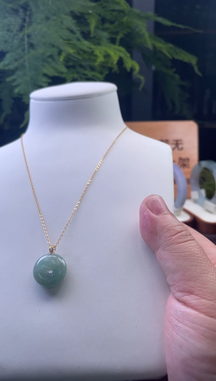 【闪购商品】翡翠吊坠(不含链)18K金镶嵌平安扣（多样性发其一）