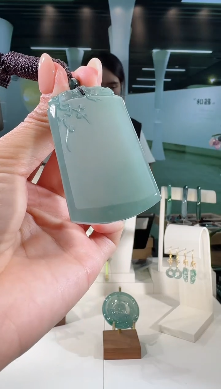 翡翠未镶嵌吊坠(不含链)无事牌多样性发一