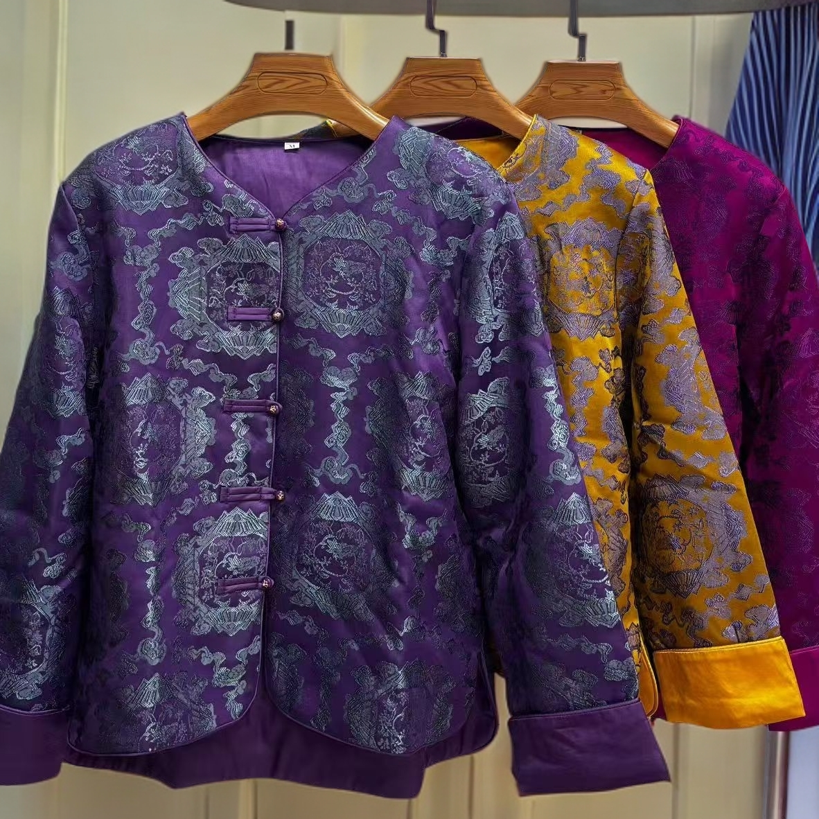 【001-049】2025炸街中式女装