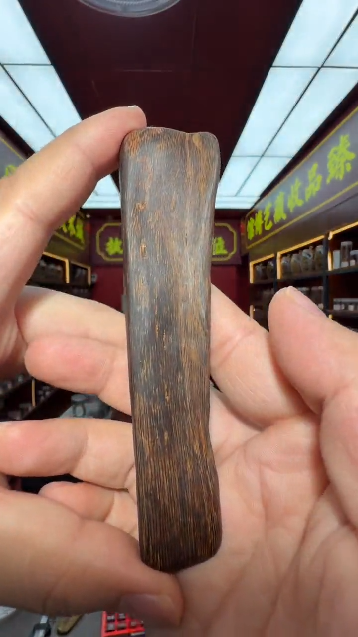 沉香吊坠多样性发一 越南