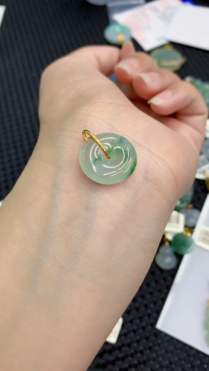 【闪购商品】翡翠颈饰18K金镶嵌            8