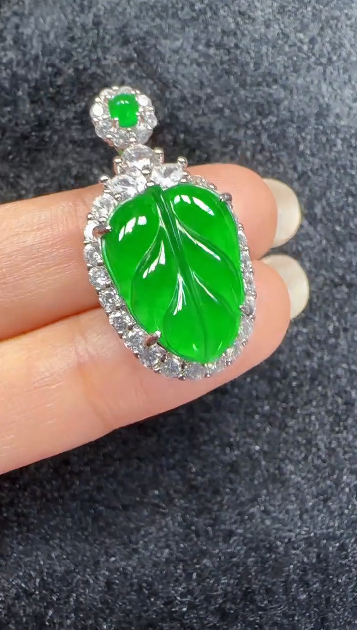 未镶嵌定制翡翠翡翠吊坠27