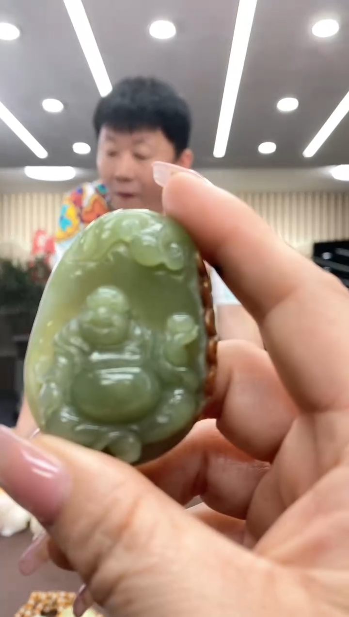 【闪购商品】透闪石质玉吊坠未镶嵌吊坠