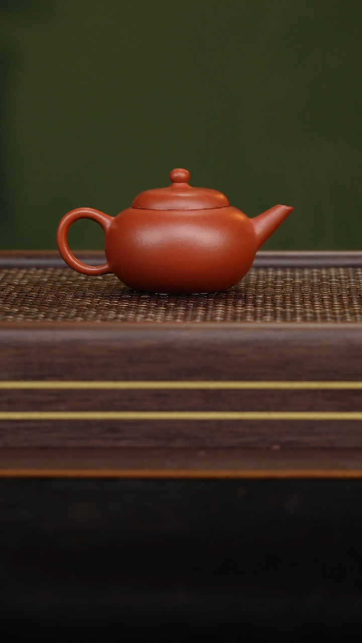 【闪购商品】宜兴（原矿）半手精工紫砂壶