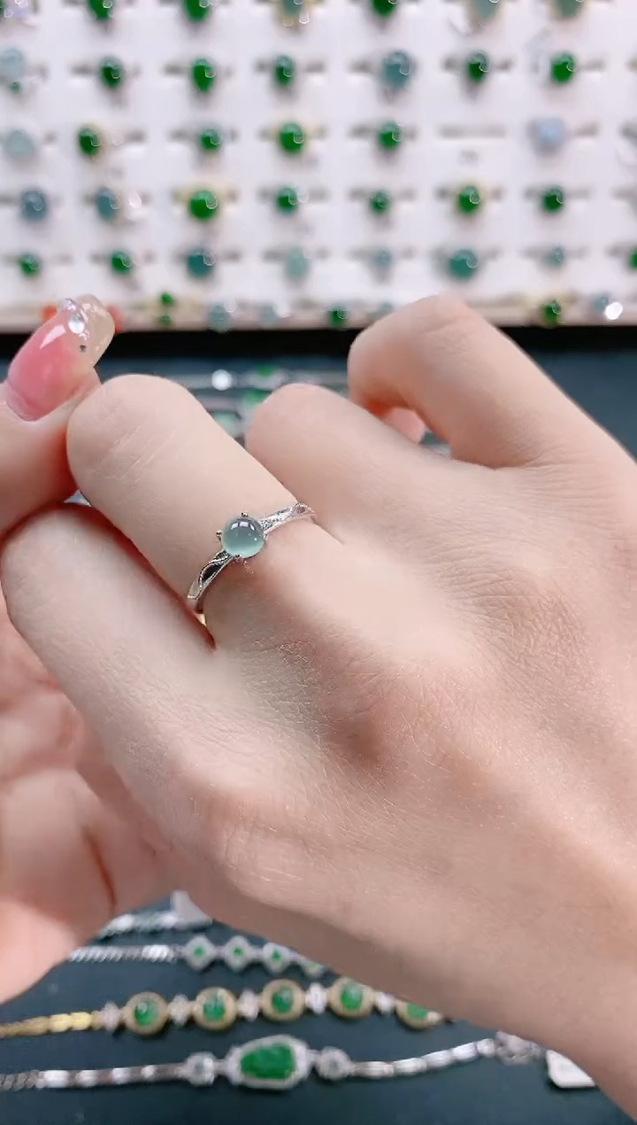 【闪购商品】翡翠戒指银S925镶嵌天然翡翠