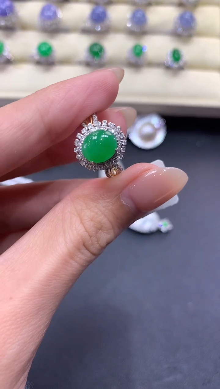 【闪购商品】翡翠戒指18K金镶嵌a164         
