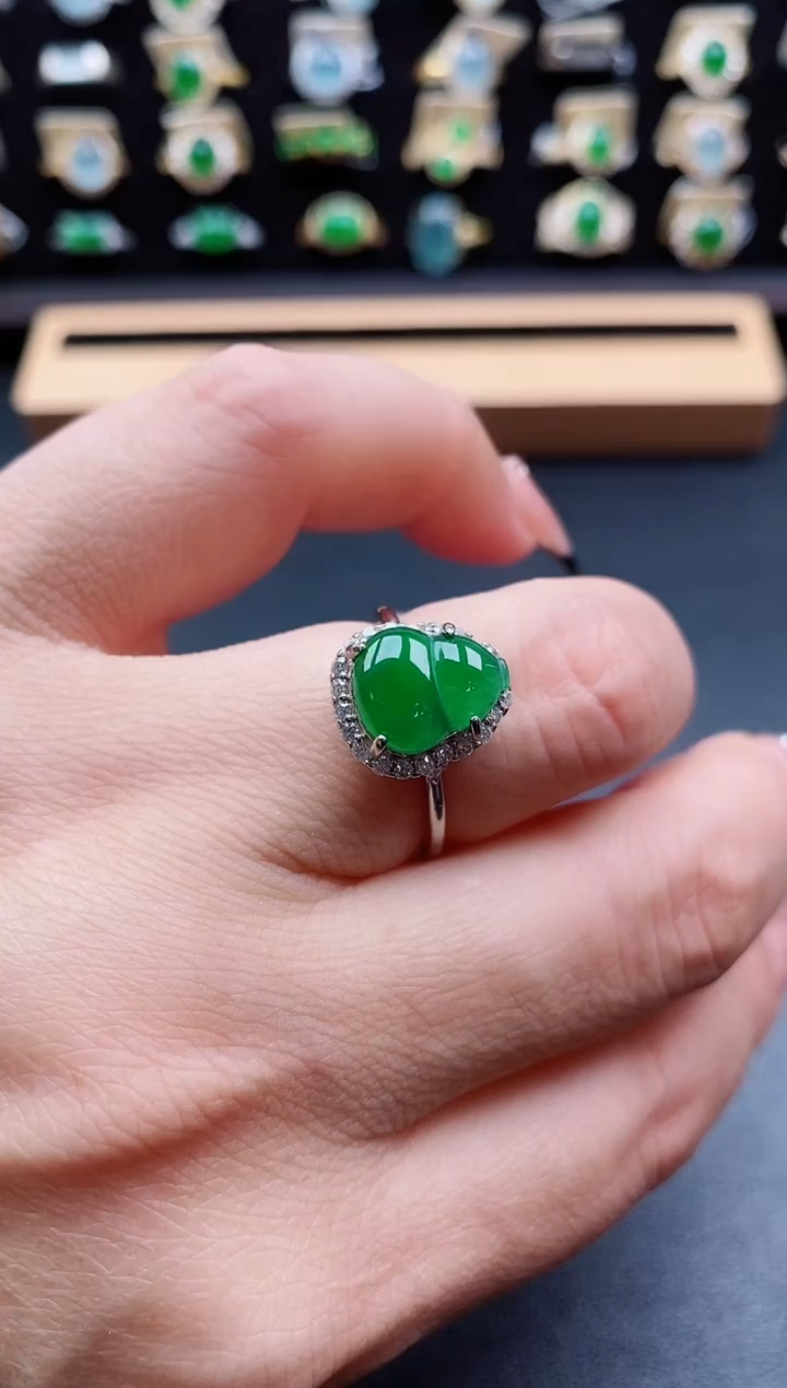 银S925镶嵌戒指翡翠1