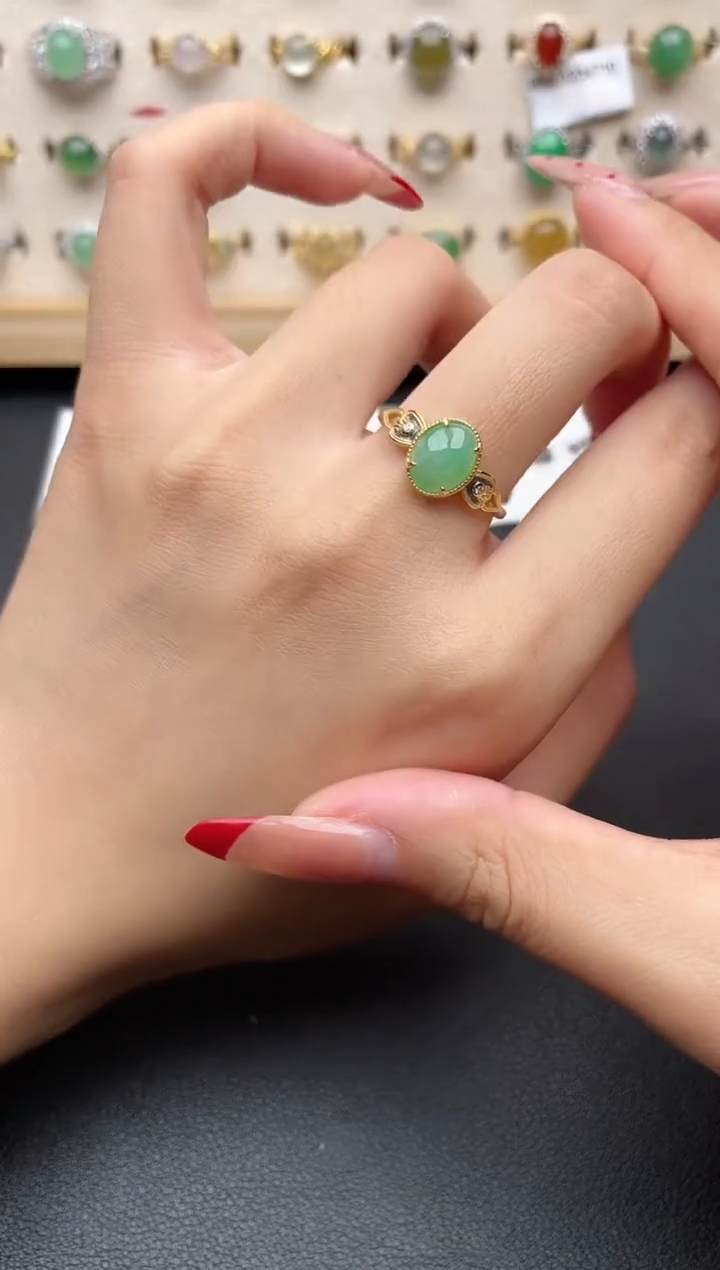 【闪购商品】翡翠戒指银S925镶嵌一物一证一礼盒