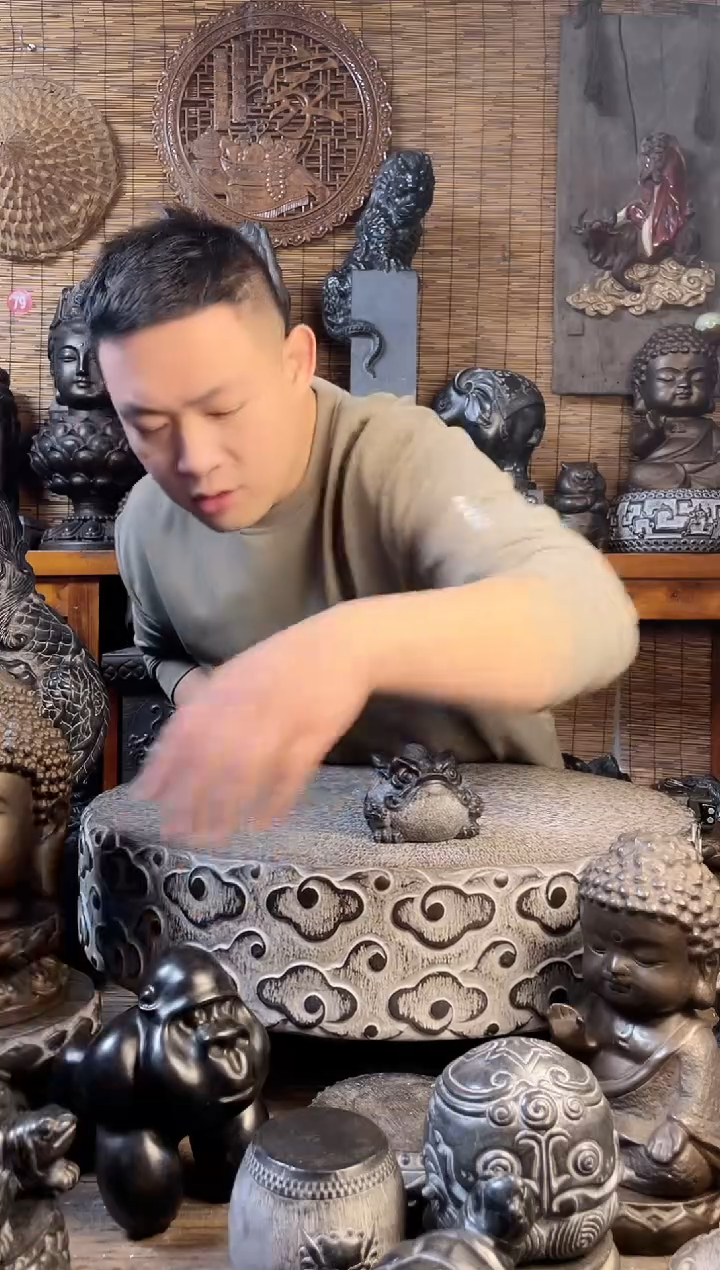 【闪购商品】10金蟾天然青石雕刻