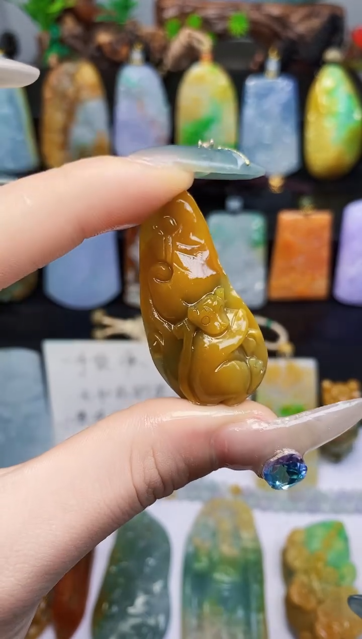 【闪购商品】定制翡翠未镶嵌A货翡翠