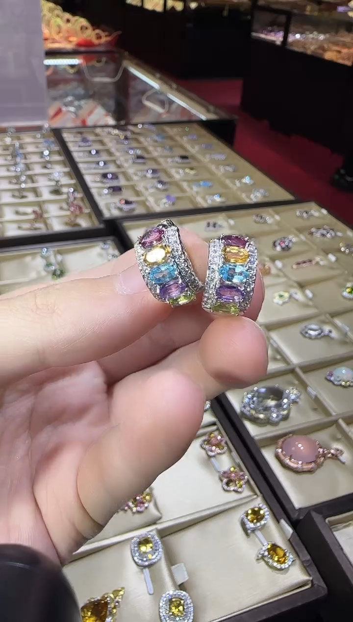 银S925镶嵌托帕石耳饰多彩宝石耳扣8mm