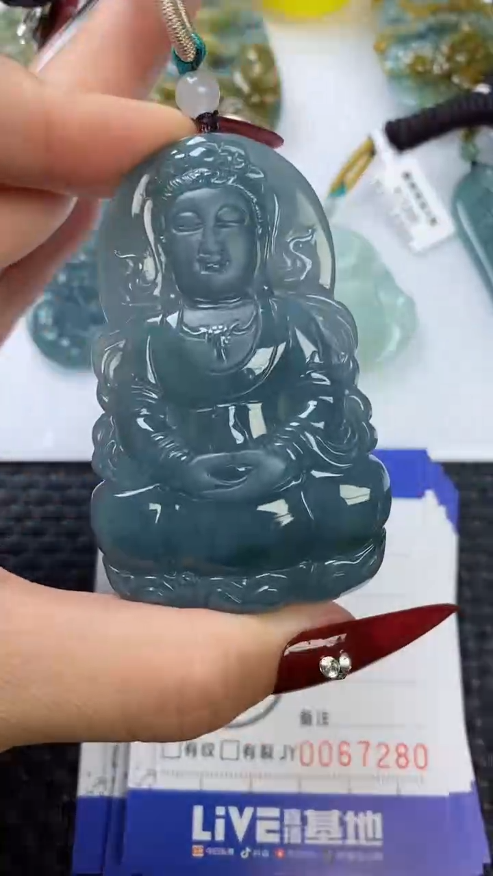 【闪购商品】翡翠颈饰未镶嵌1111111111111111