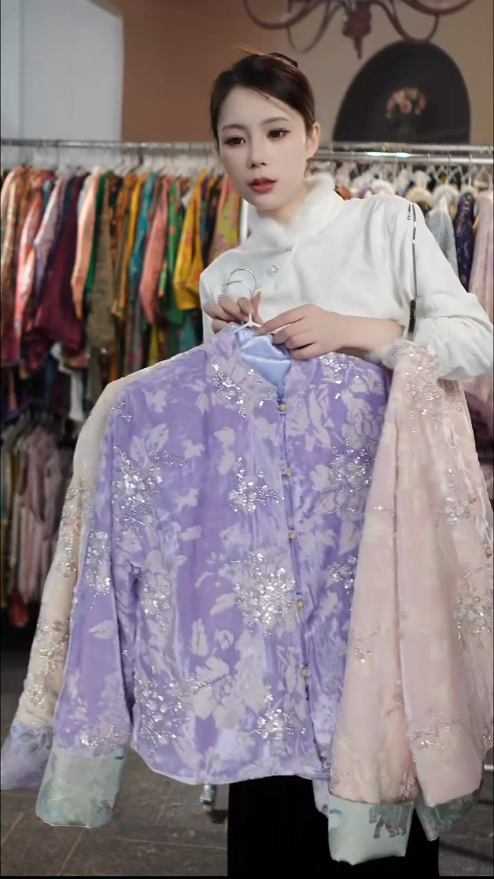 新款丝绒亮片棉衣紫色