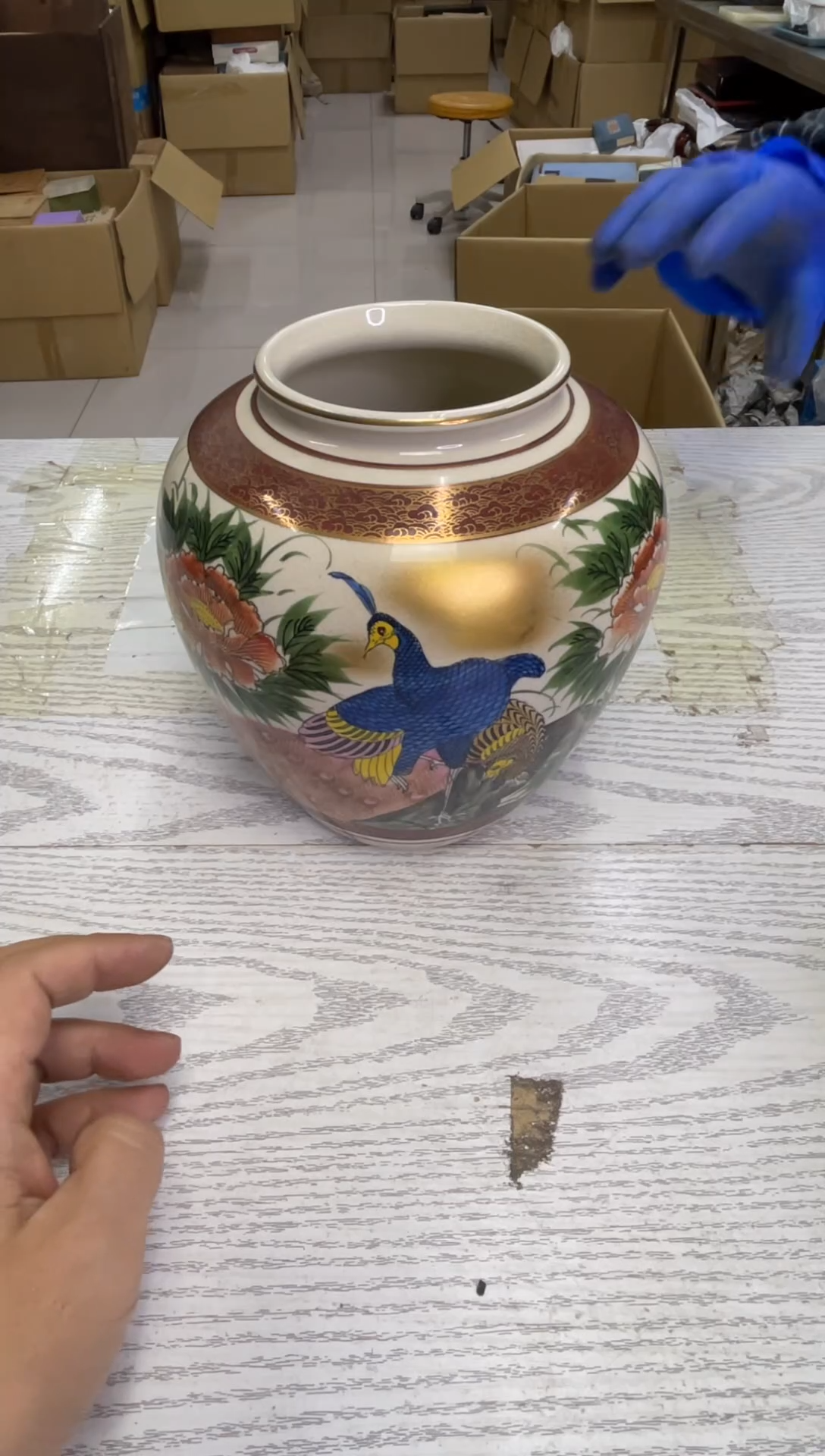 瓶默认微瑕，no退no换，介意勿拍