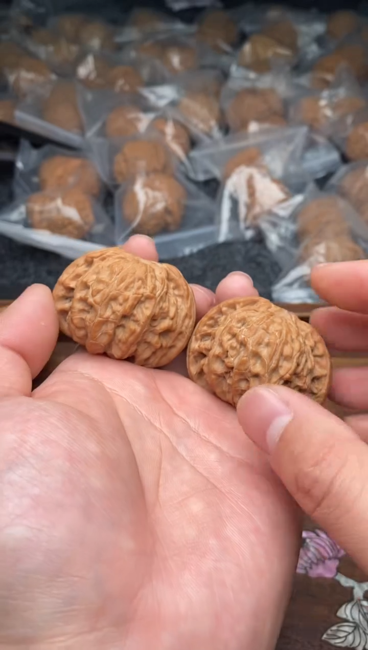 【闪购商品】文玩核桃把件G91号44尺磨盘