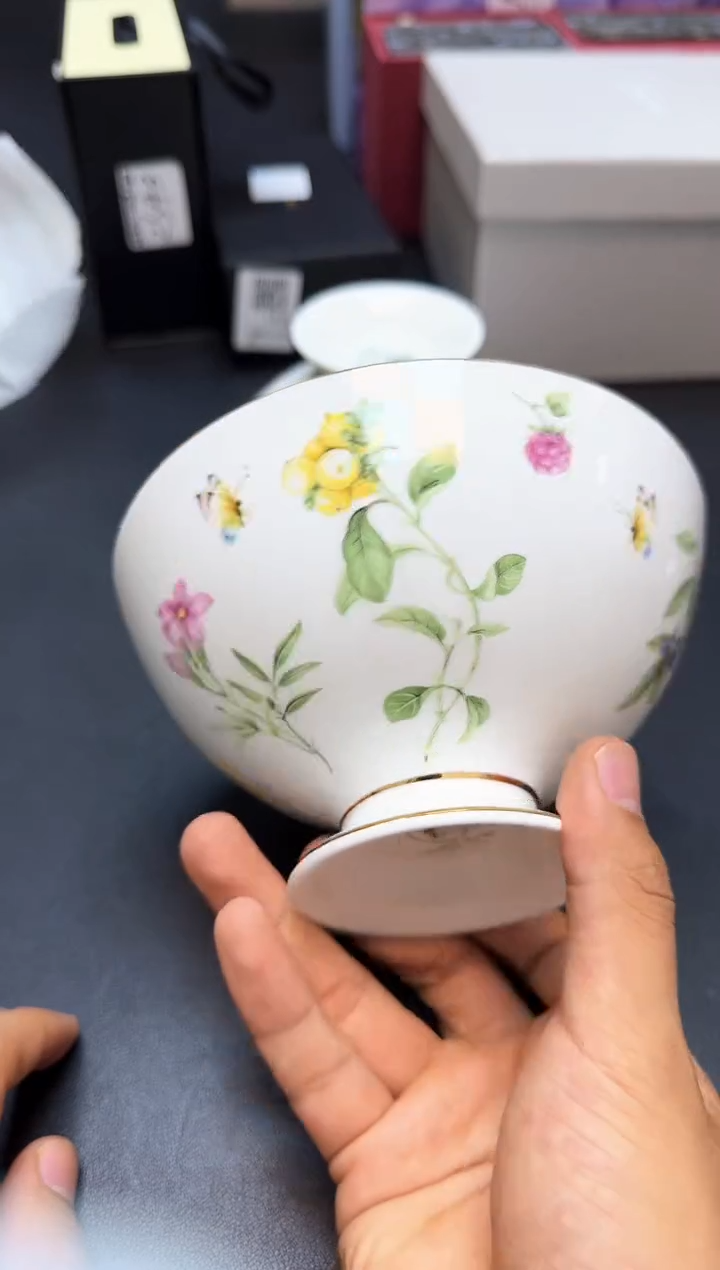 瓷片全新正品一件不留@@H1977