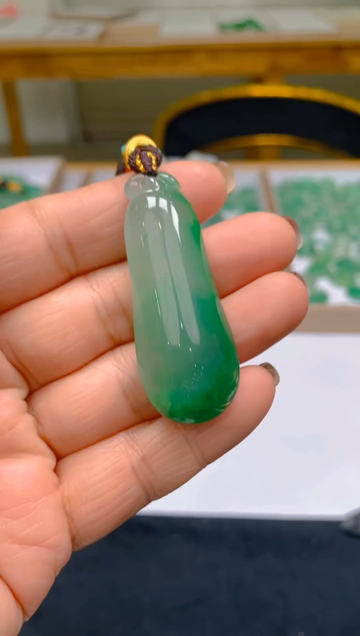 【闪购商品】石英质玉颈饰未镶嵌冰美人非洲翠017