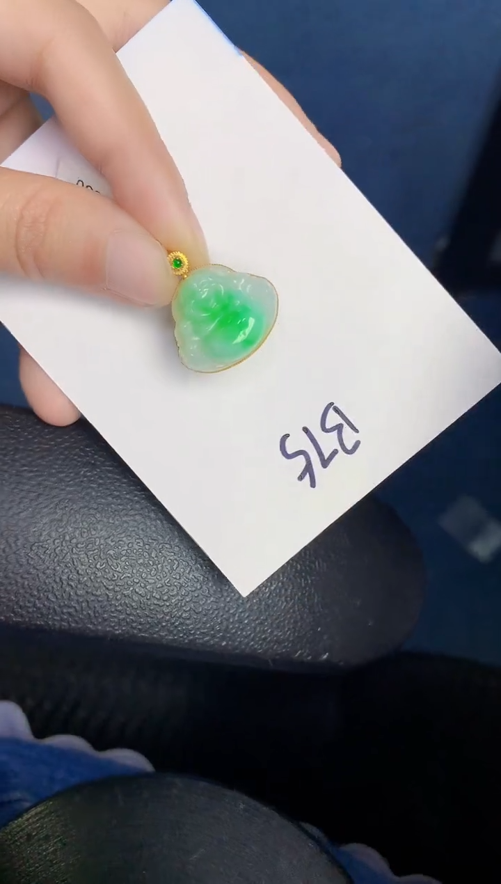 【闪购商品】翡翠颈饰18K金镶嵌000000000