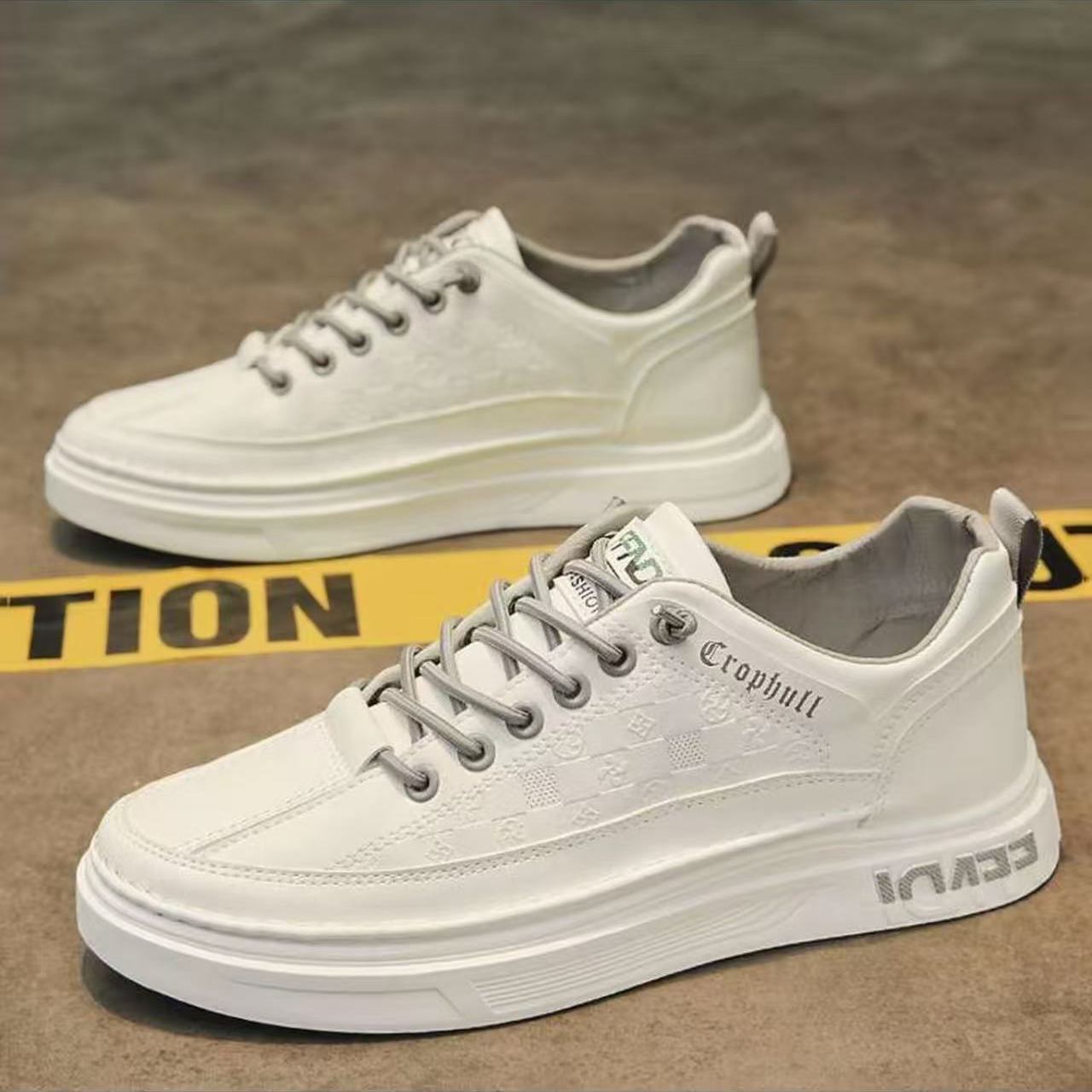 新款纯色潮流时尚百搭休闲鞋WZ152（Q）