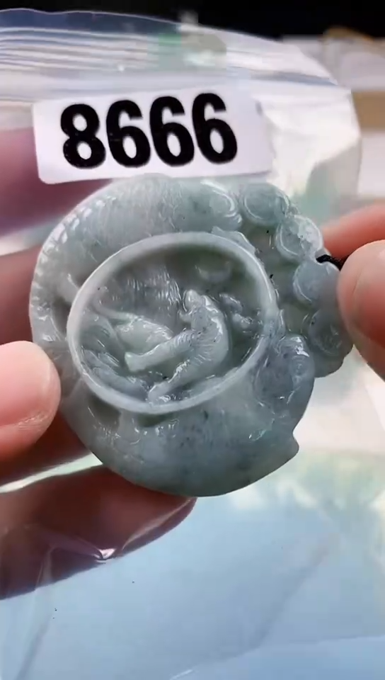 【闪购商品】翡翠挂件未镶嵌天然翡翠吊坠挂件