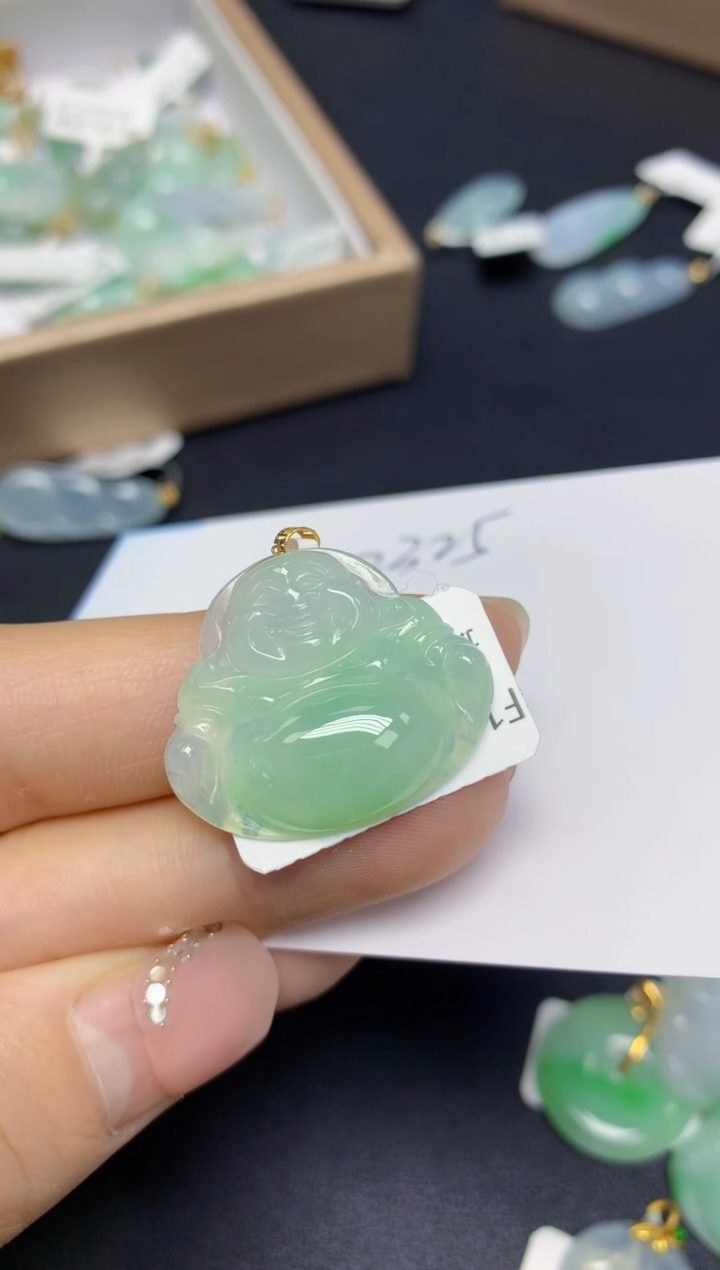 【闪购商品】翡翠挂件18K金镶嵌 天然翡翠A货