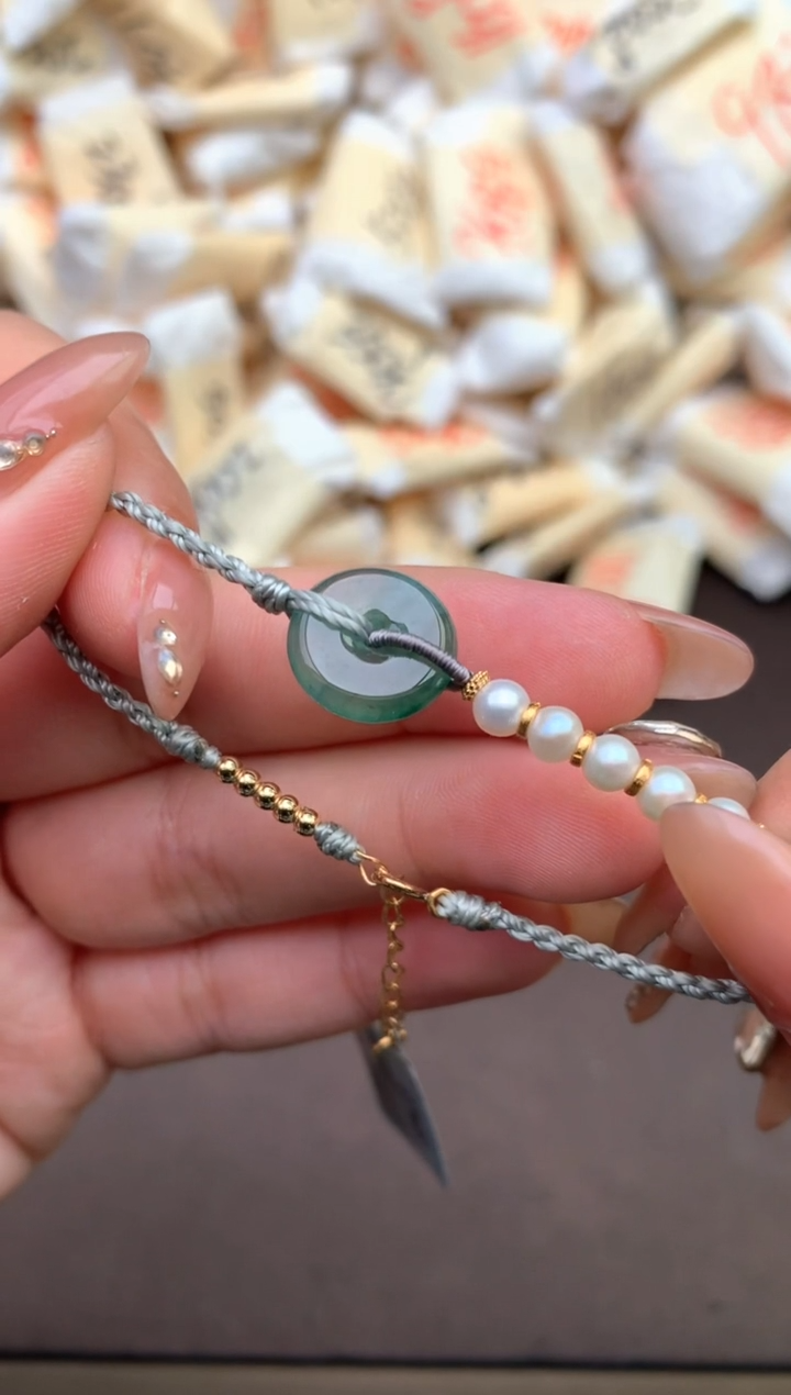 【闪购商品】未镶嵌翡翠手绳—