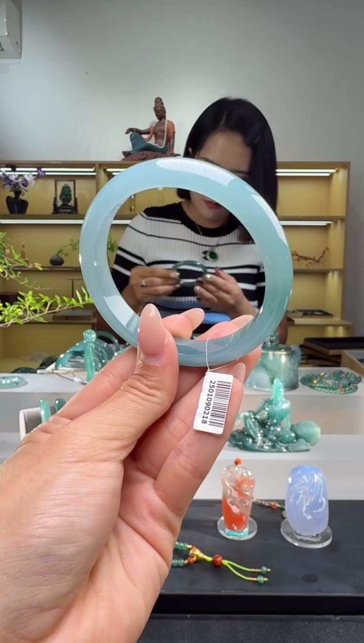 未镶嵌手镯翡翠60圈