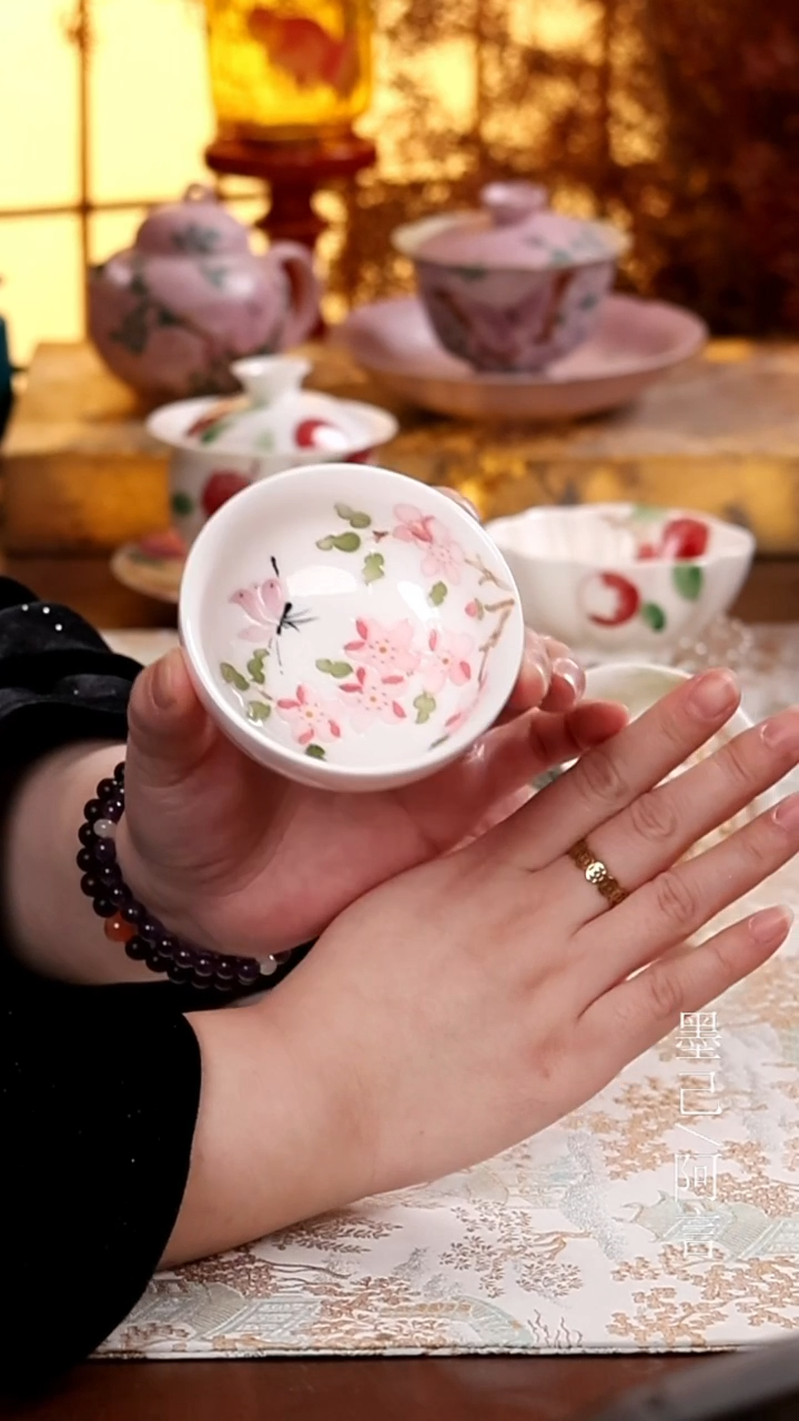 春茶杯                     
