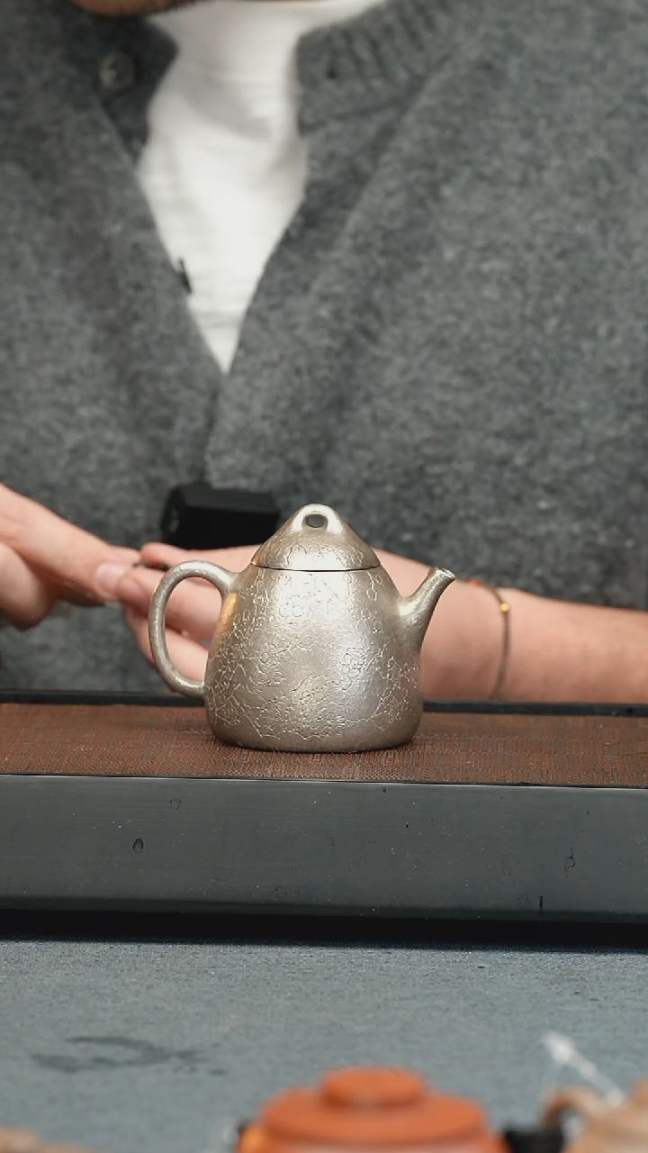 【闪购商品】紫砂茶壶五堂 银彩-秦权-梅花