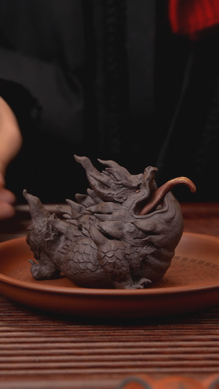 【闪购商品】紫砂茶宠霸王蟾（描金）