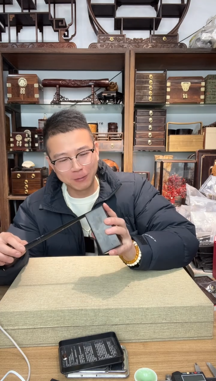 乌木类书架766大叶紫檀掐丝弥勒机关盒