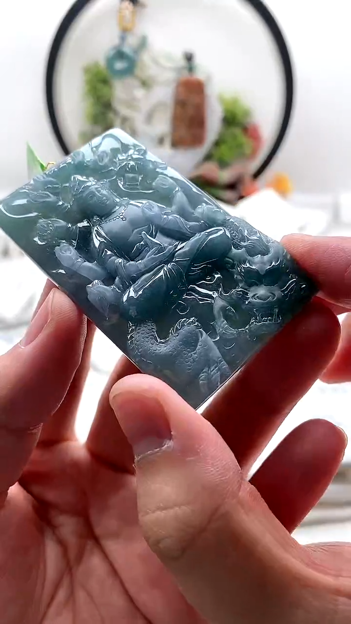 颈饰未镶嵌翡翠千手观音