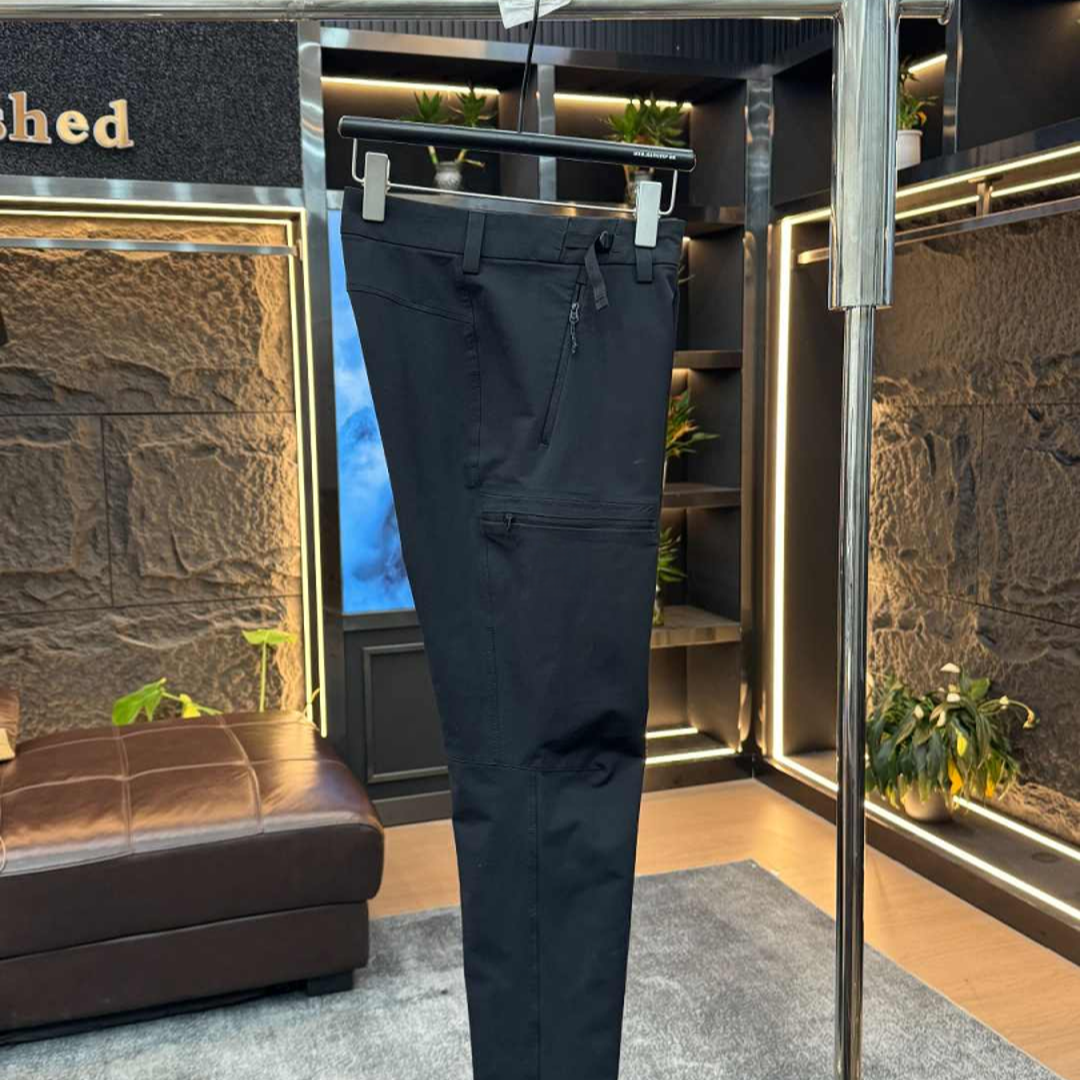 修身型运动长裤户外运动风秋季防风春季防水休闲裤